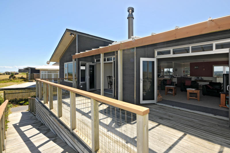 Open2view ID308129 Property for sale in Foxton Beach, New Zealand